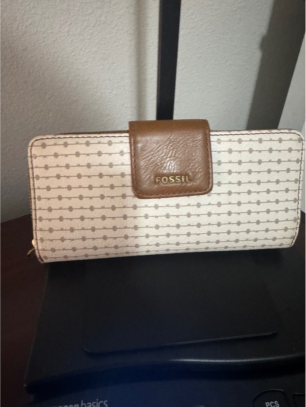 F1.0 fossil wallet
